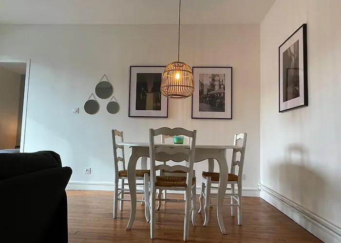 Апартаменты Le Louis Vitet Terrasse Proche Place Dupuy Тулуза